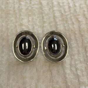 925 Sterling Silver Oval Dark Gunmetal Grey Hematite Stone Earrings